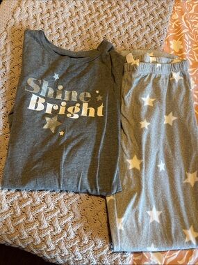 Wondershop Gray Shine Bright Star Pajama Set